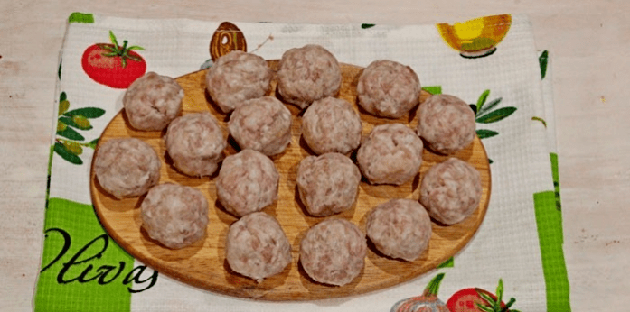 Encourages boiled meatballs